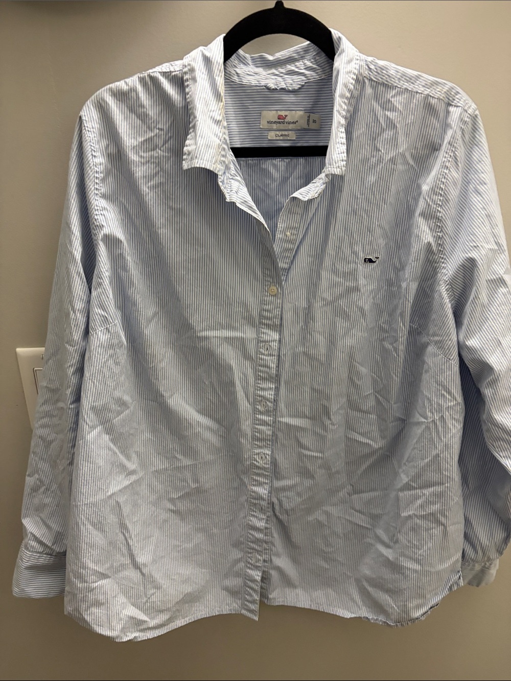 Vineyard Vines Light Blue and White Pinstripe Button-Down Shirt
